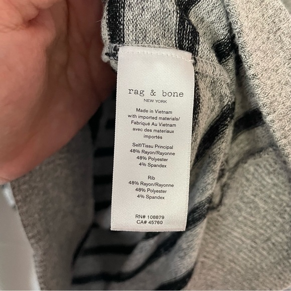 EUC Rag & bone Lightweight Striped Gray Black Crewneck Long Sleeve Sweater XS - Picture 5 of 8